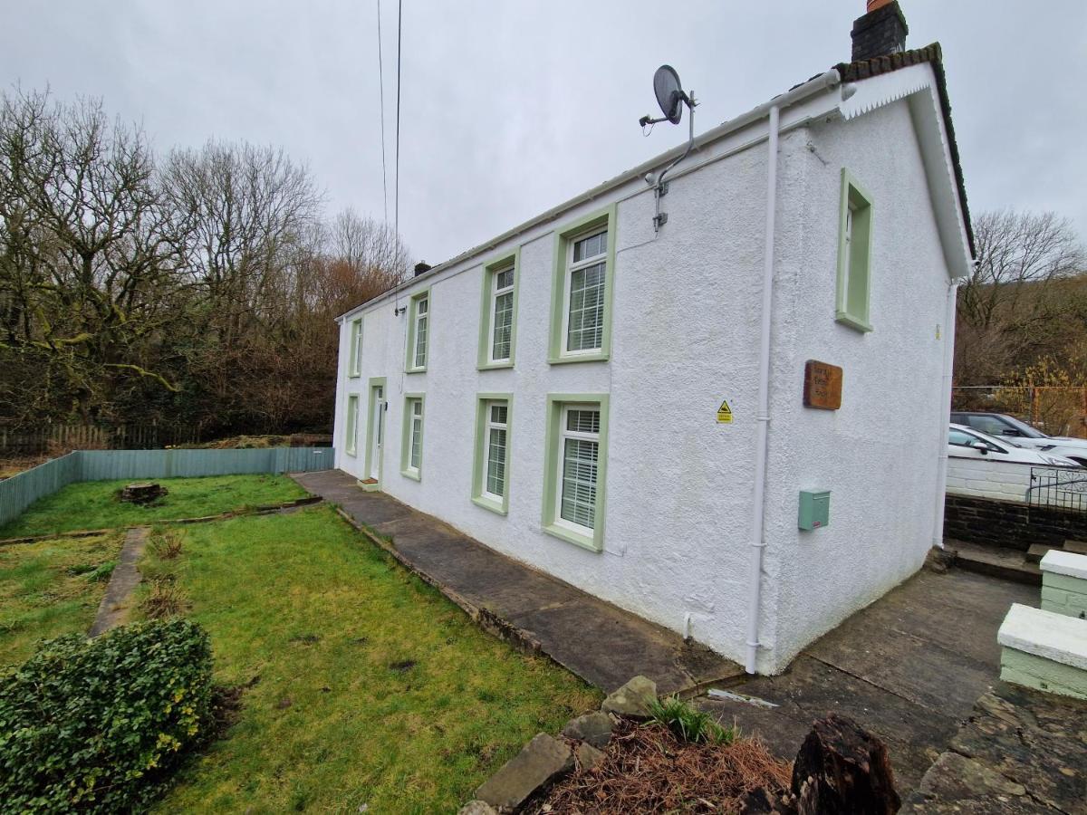 Lewis Gethin House, Newly Renovated Cottage Sleeps 9, Close To Bike Park Wales Мертир-Тидвилл Экстерьер фото