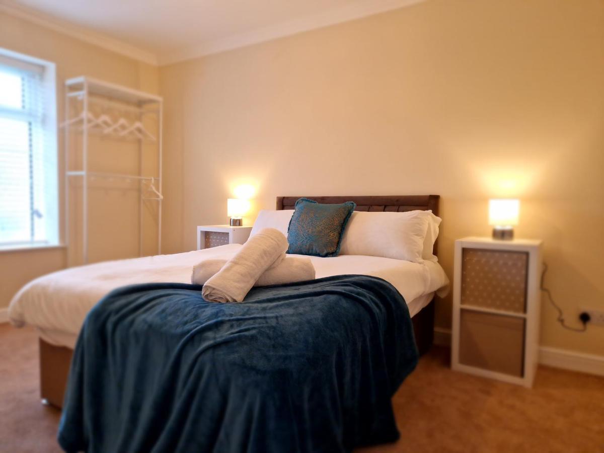 Lewis Gethin House, Newly Renovated Cottage Sleeps 9, Close To Bike Park Wales Мертир-Тидвилл Экстерьер фото