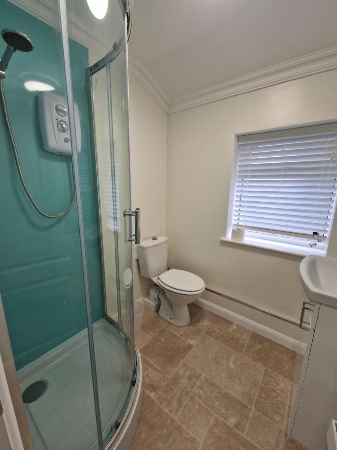 Lewis Gethin House, Newly Renovated Cottage Sleeps 9, Close To Bike Park Wales Мертир-Тидвилл Экстерьер фото